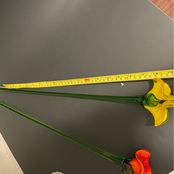 2 Geneva Collection Czech 17” Hand Made Long Stem Glass Orange & Yellow Flowers - Picture 5 of 9